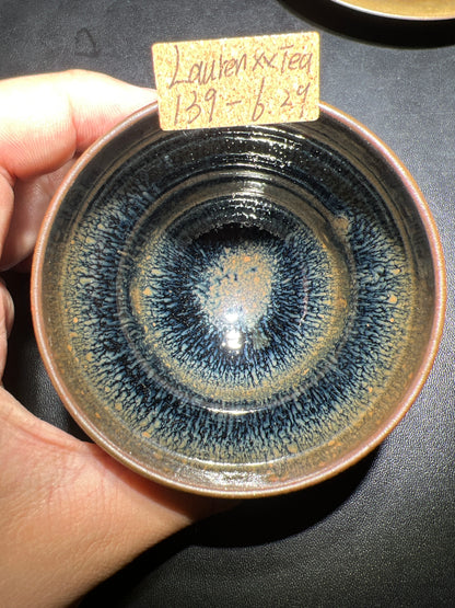 Lauxxxt Tea (September)