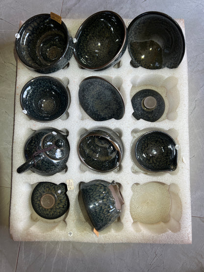 Hixxlxxbixxly (June)