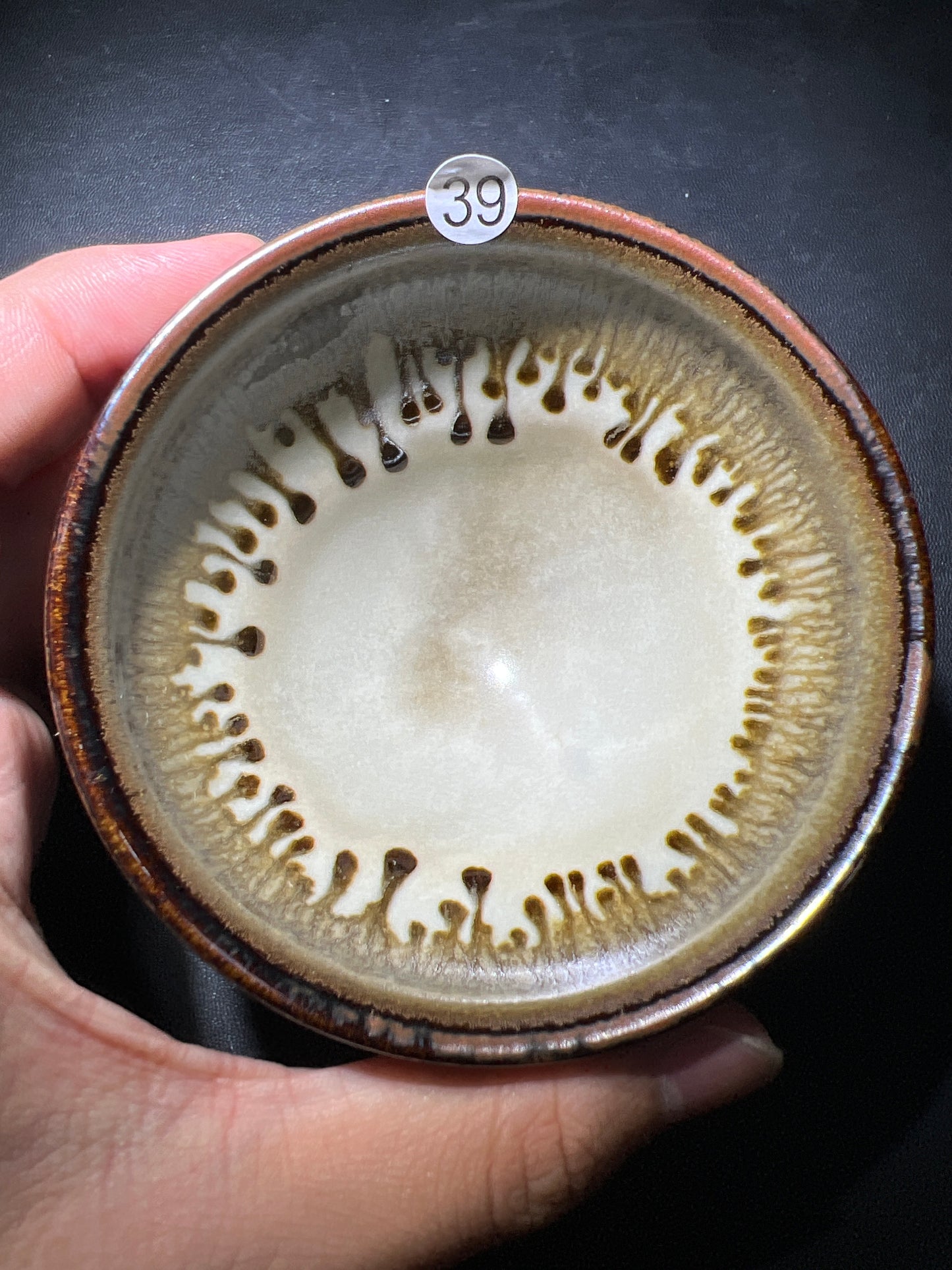 Robertxxx (New - May)