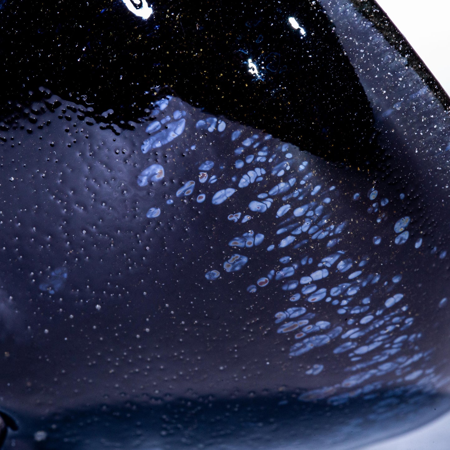 A true wood-fire Obsidian Kiln Treasure (9.2cm)