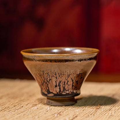 Magnolia Elegance (4 Cups with a tea tray)