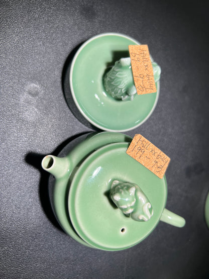 Hixxlxxbixxly (June)